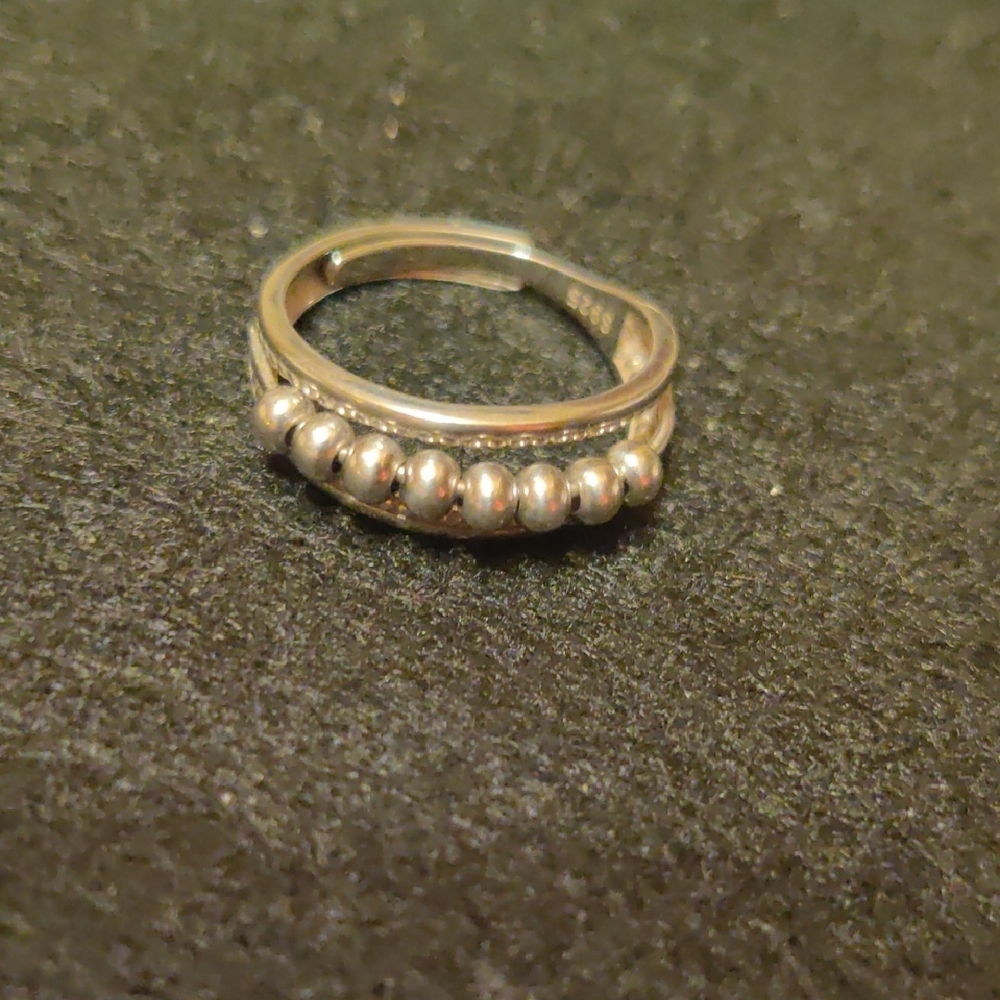 S925 Silver Beaded Anxiety Ring